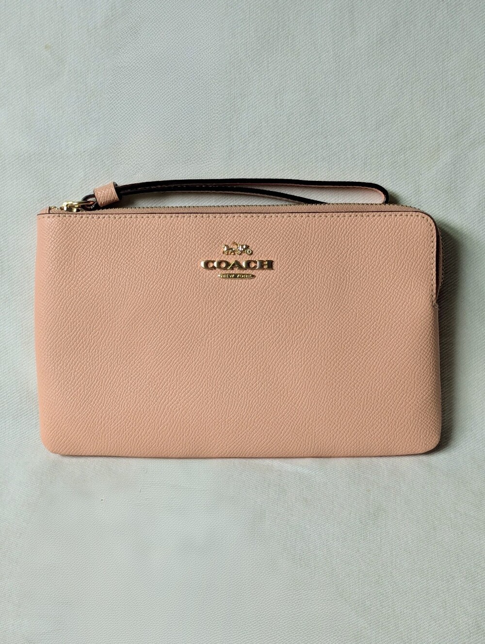 Coach Large Corner Zip Wristlet Faded Blush Pink Leather
